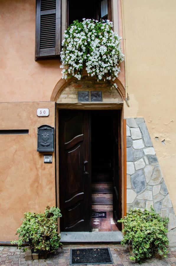 House Antica Dimora Soggiorni In Langa Centro Storico La Morra