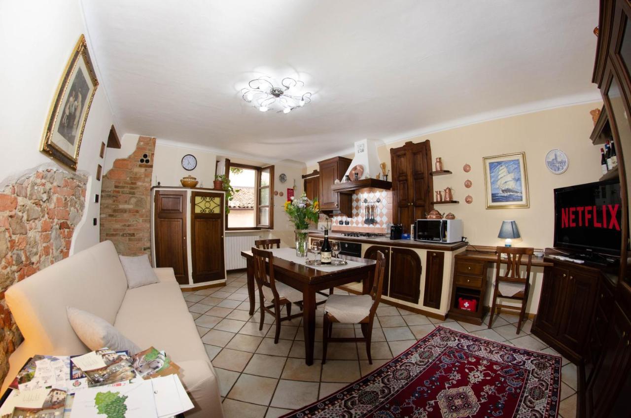 House Antica Dimora Soggiorni In Langa Centro Storico *