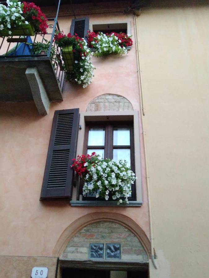 House Antica Dimora Soggiorni In Langa Centro Storico La Morra